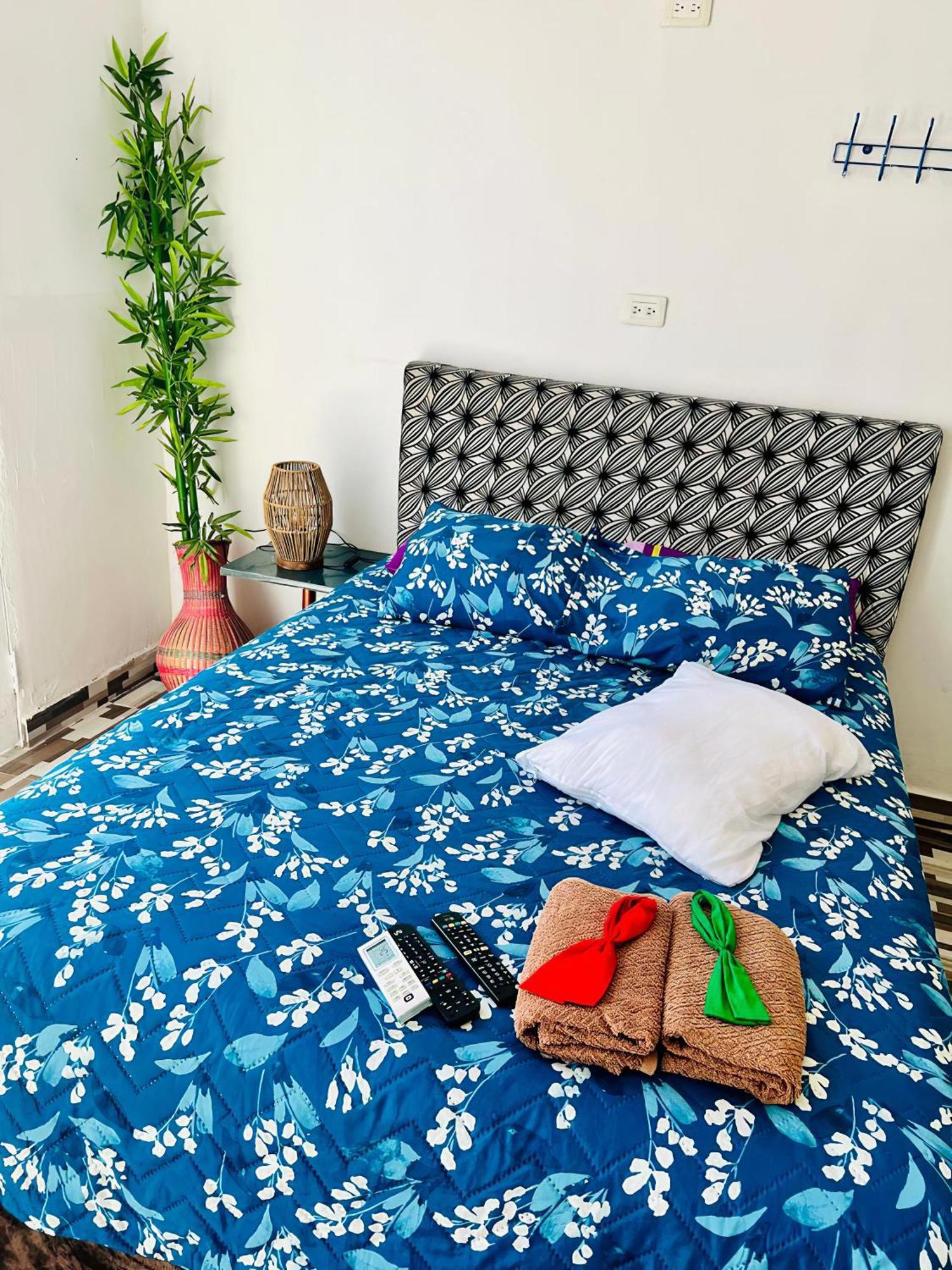 Hostal Badillo Sv Cartagena Buitenkant foto